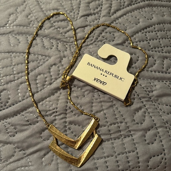 Banana Republic Jewelry - Banana Republic Long Necklace